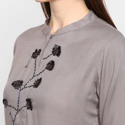 vbuyz KALINI Women Grey Embroidered Flared Sleeves Kurta image 2