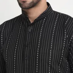 Arrabi Mandarin Collar Striped Thread Work Pathani Kurta image 2