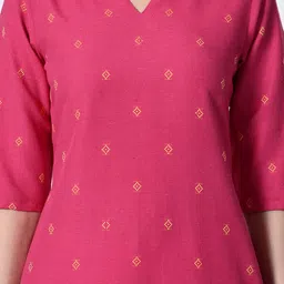 BAESD Geometric Printed Cotton Notch Neck Straight Kurta image 4