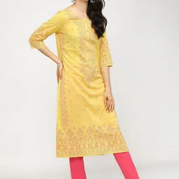 Vishudh Women Yellow Printed Mirror Work Kurta image 5