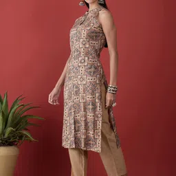 Anouk Peach Bandhani Printed Mandarin Collar Zari detail A-Line Kurta image 4