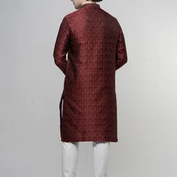 MAAHI FABS Maroon Cotton Printed Floral motifs Kurta image 4