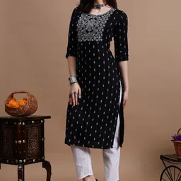 GLOWWORLD Floral Embroidered Straight Kurta image 4