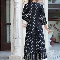 YASH GALLERY Geometric Ikat Printed Mandarin Collar Anarkali Kurta image 5