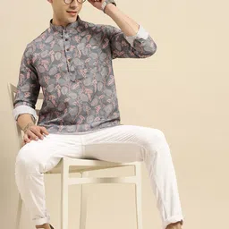 here&now x sanwara Sanwara Men Grey & White Floral Printed Floral Kurta-picture-14