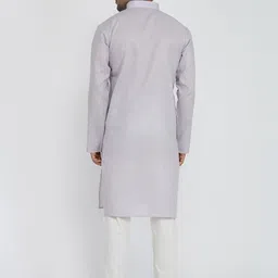 ROYAL KURTA Men Grey Solid Kurta image 5