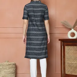 Enchanted Drapes Striped Mandarin Collar Pure Cotton Straight Kurta image 5