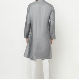 Fabindia Men Grey & high rise Striped Thread Work Kurta image 5