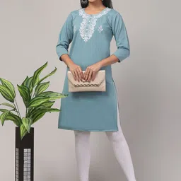 FAMBEE Women Thread Work Woollen Kurta image 2