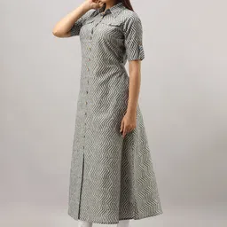 SVARCHI Shirt Collar Geometric Printed Cotton Kurta image 3