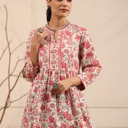 Rain & Rainbow Cream-Coloured & Pink Floral Printed Pure Cotton Kurti-picture-24