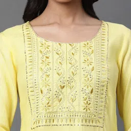 AURELIA Floral Embroidered Sequinned Kurti image 2