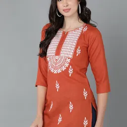 TOP N THREAD Ethnic Motifs Embroidered Round Neck Three-Quarter Sleeves Chikankari Kurti image 4