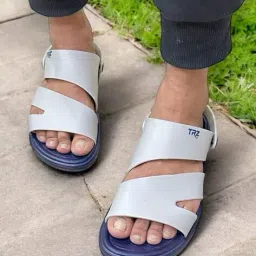 trz Men Open-Toe Slip-On Sandals image 2