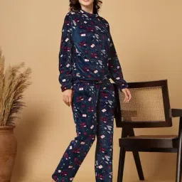 fabinaliv Women Printed T-Shirt & Pyjamas Set image 2