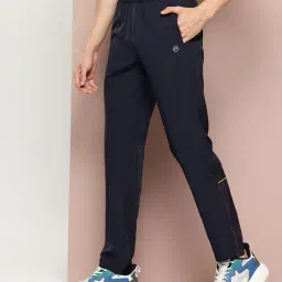 turnfit Men Mid-Rise Straight Track Pants  image 2