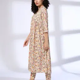 avaasa set Women Printed Flared Kurta Suit Set image 2