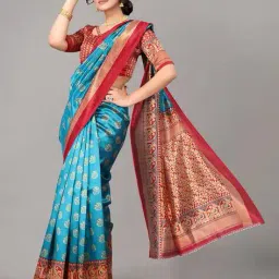 yashika Women Floral Print Saree with Contrast Border image 2