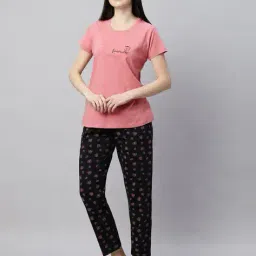 quira Women Printed T-Shirt & Pyjamas Set image 2
