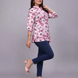 revangi Women Printed Tunic with 3/4th Sleeves image 2