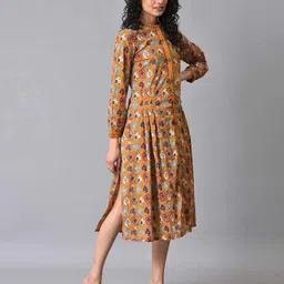 w Printed A-Line Dress with Side Slit image 2