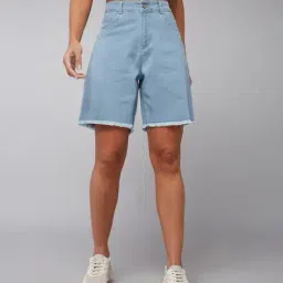 dolce crudo Women High-Rise Denim Shorts with Fringes image 2