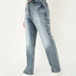 max Women Washed Slim Straight Jeans image 2