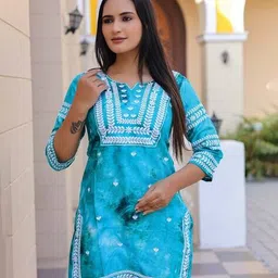 nyrika Women Rayon Embroidery Straight Tunic image 2