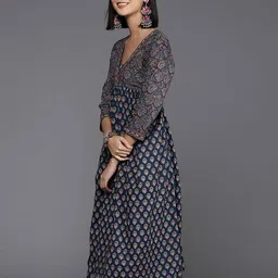 varanga Women Floral Anarkali Kurta image 2