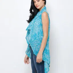 leia Women Floral Print Regular Fit Shrug image 2