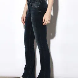 only Women Lightly Washed Bootcut Jeans image 2