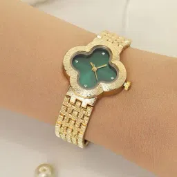 haute sauce Women Analogue Watch image 2