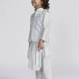 vastramay Boys Kurta Pyjama Set with Nehru Jacket image 2
