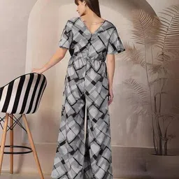 oomph! Women Printed Jumpsuit with Insert Pockets image 2