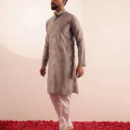 sojanya Men Regular Fit Embroidered Kurta image 2