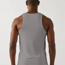 neonomad Men Graphic Print Sleeveless Vest image 2