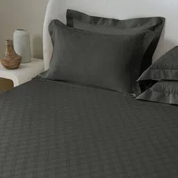 sansaar 200 TC Checks King Size Bedsheet with 2 Pillow Covers Set image 2