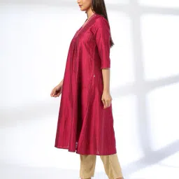 avaasa mix n' match Women A-Line Kurta with Insert Pockets image 2