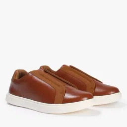 yousta Men Low-Top Slip-On Shoes image 2