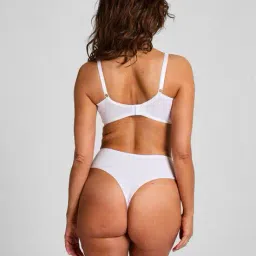 hunkemoller Nina Non-Padded Underwired Minimizer Bra image 2