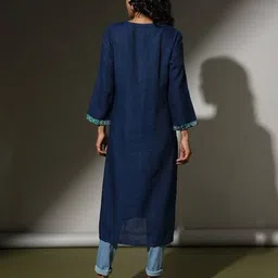 indie picks Women Hand Embroidered Straight Cut Kurta image 3