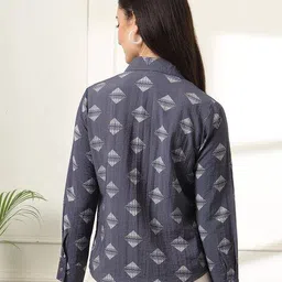 fithub Women Geometric Top image 3