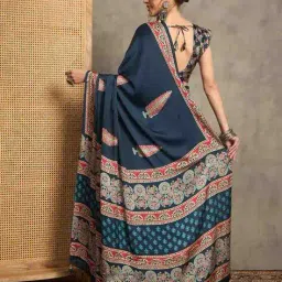 ri-wah Women Printed Saree with Contrast Border image 3