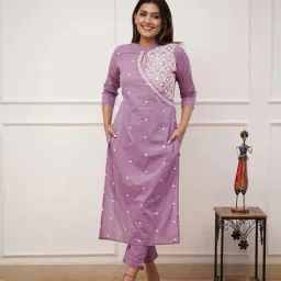 fabnex Women Embroidered Straight Kurta & Pants Set image 3