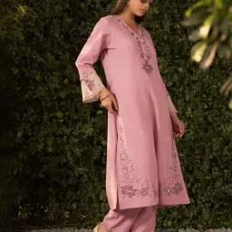 lakshita Women Embroidered Straight Kurta Set image 3