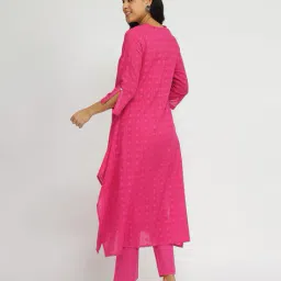 pink fort Women Cotton Jacquard Asymmetric Kurta Set image 3