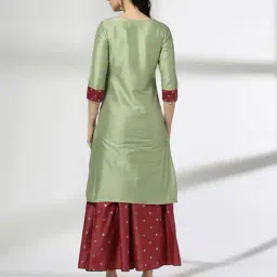 avaasa set Women Embroidered Straight Kurta Suit Set image 3