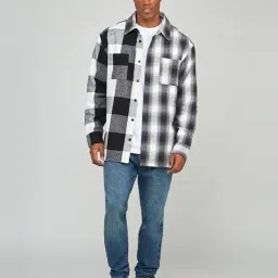 kotty Men Low Rise Relaxed Fit Jeans      image 3