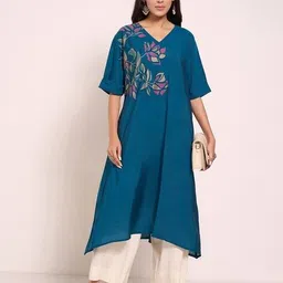 rangmanch by pantaloons Women Printed Straight Kurta image 3