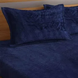 klotthe 300 TC Woolen Elastic Double Bedsheet with 2 Pillow Covers image 3